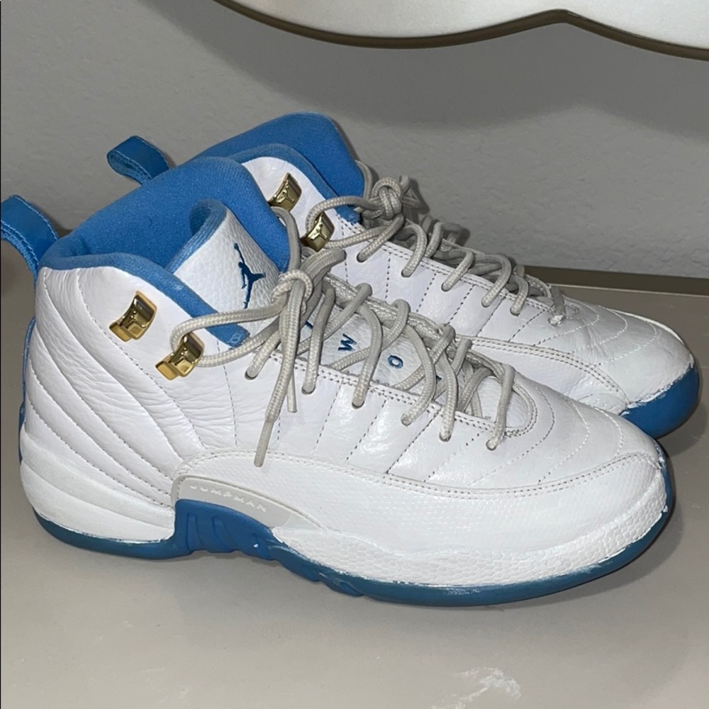 Air Jordan 12 ‘University Blue’